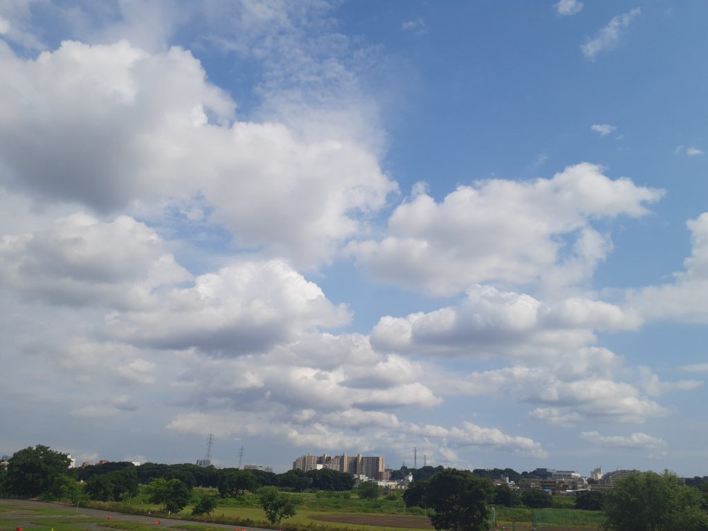 多摩川の雲